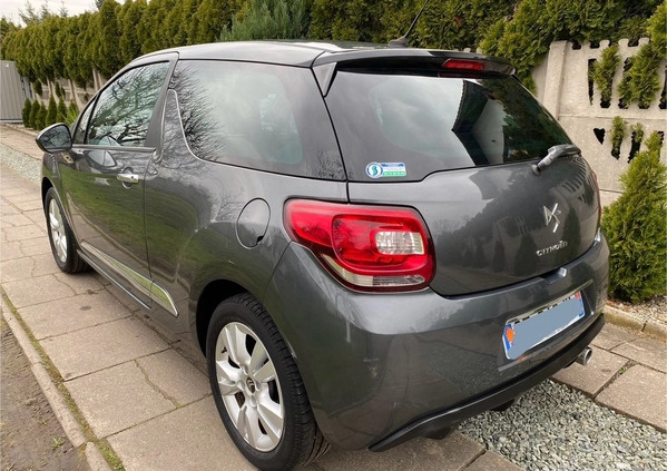Lexus UX cena 139400 przebieg: 54193, rok produkcji 2021 z Kościan małe 277
